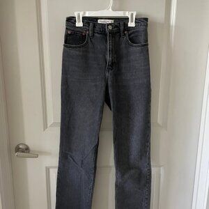 Abercromie Jeans - 90's Straight Ultra High Rise